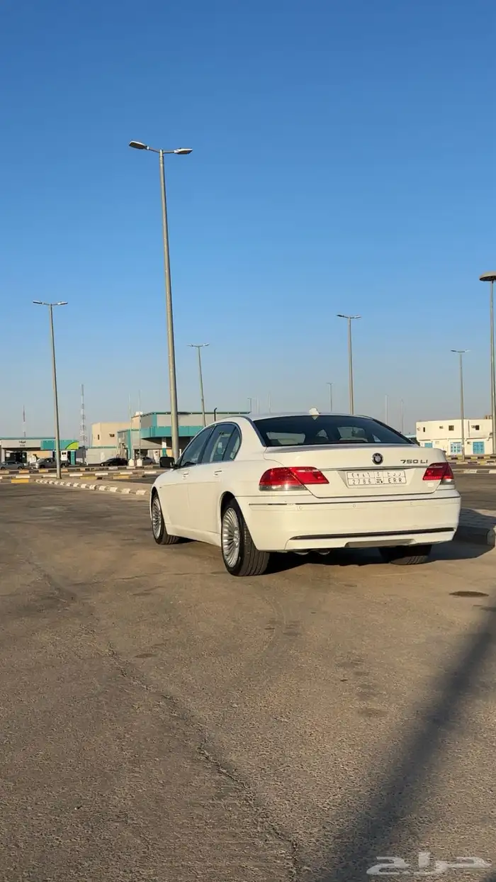 سيارة BMW موديل 2007 6