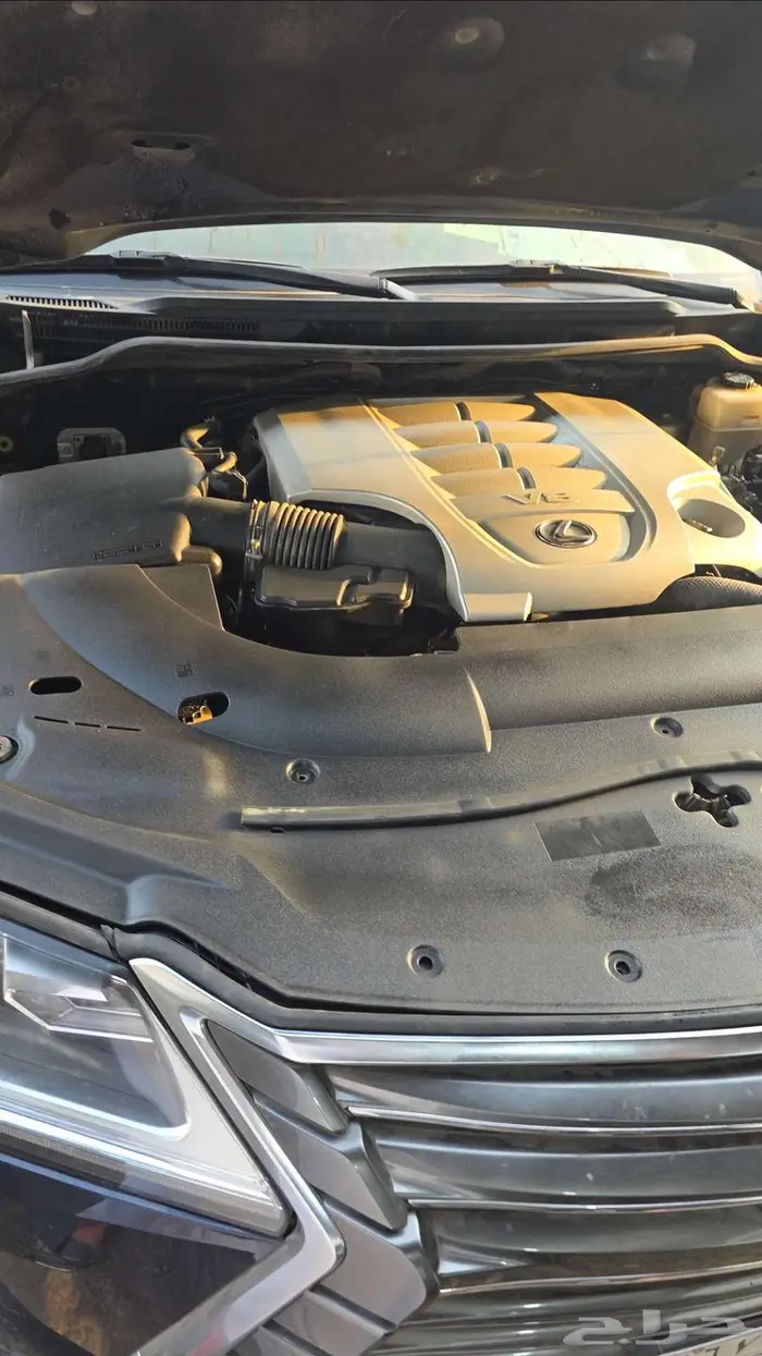 مكينة لكزس 2015 570 0