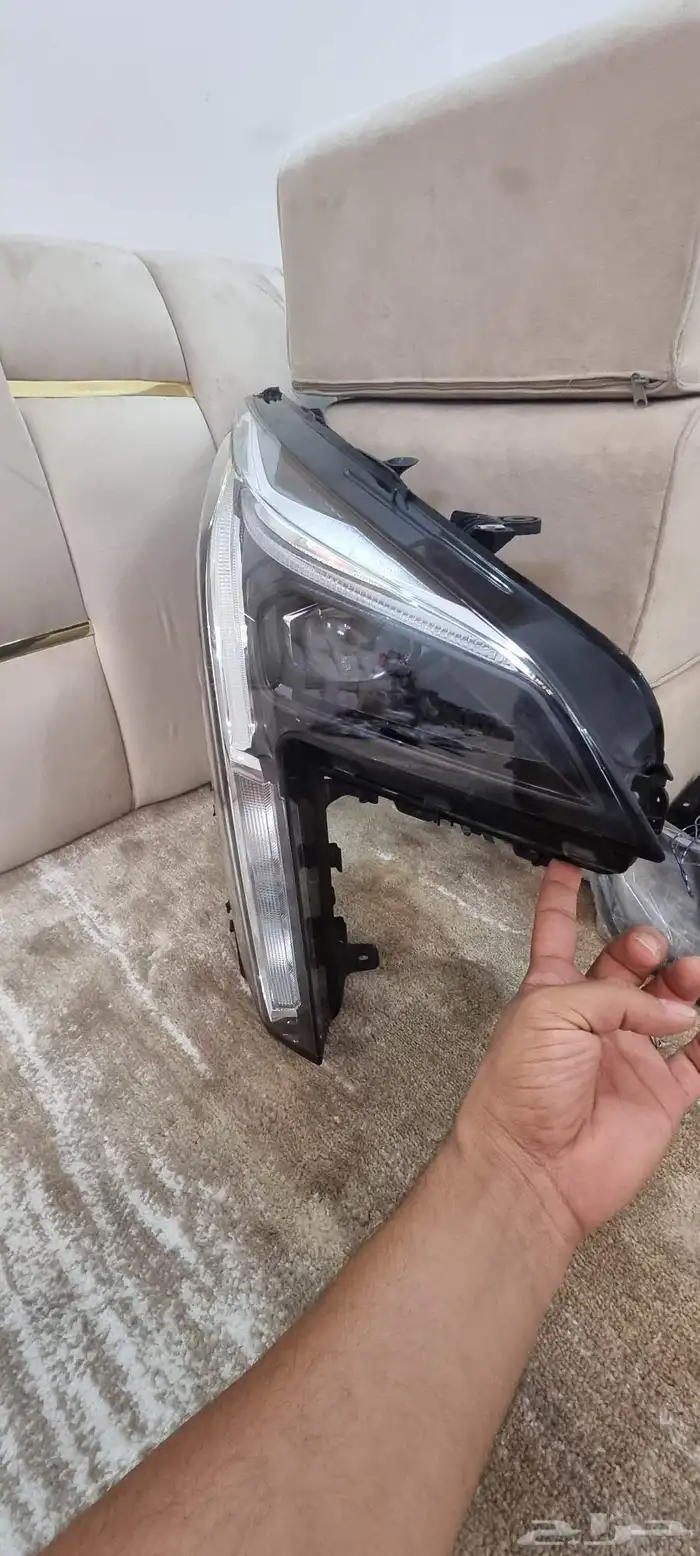 شمعه كاديلاك XT4 2