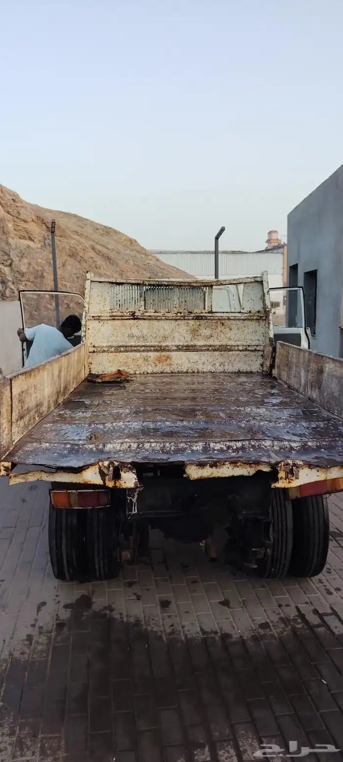 قلاب ديهاتسو مويل موديل 1983بنزين 5