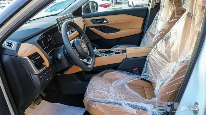 نيسان اكس تريل فل كامل ونص فل موديل 25 دبل كاش واقساط 12