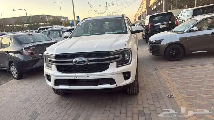 فورد ايفرست XLS ستاندر موديل 2025 دبل 2