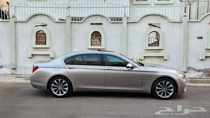 BMW 730 iL قمة النظافة 2015 7