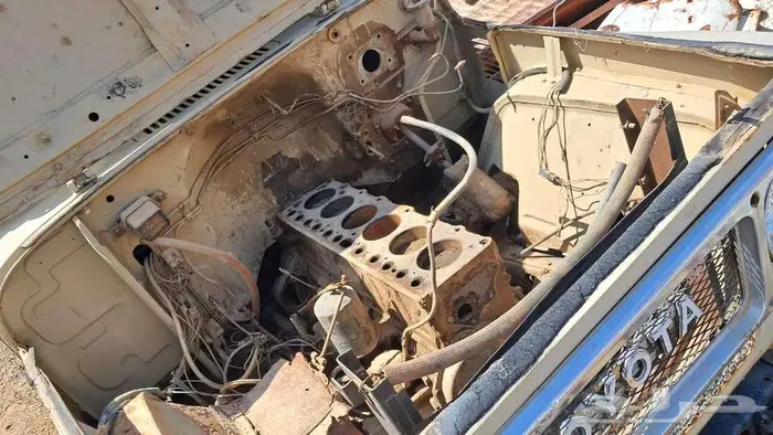 للبيع قطع شاص وربع من مديل 84 وتحت كل القطع فيه 43