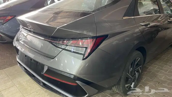 النترا كمفورت 1.5 موديل 2025 معدني 12