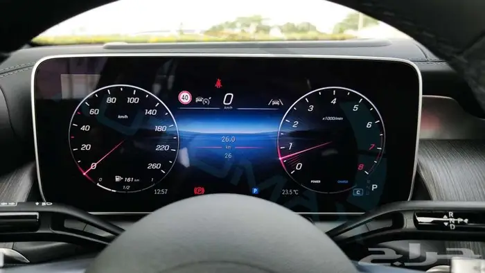 2025 Mercedes-Benz GLC200 COUPE 4MATIC GCC 9