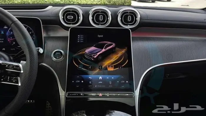 2025 Mercedes-Benz GLC200 COUPE 4MATIC GCC 19