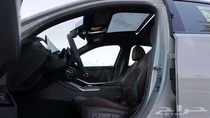 2025 BMW 3-SERIES 330i M 2.0T RWD GCC 0Km 8