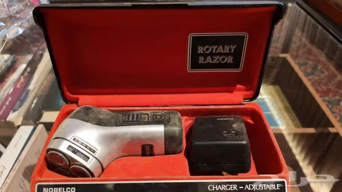 نوادر مكينة حلاقة norelco 1