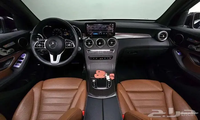 مرسيدس GLC 300 4MATIC 2021 - وارد كوريا 8