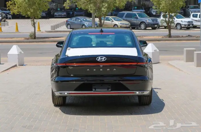 هيونداى ازيرا كلاسيك 2026 10