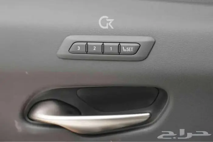 لكزس Ux 200 نص فل أقل هامش ربح وأقل قسط شهري 8