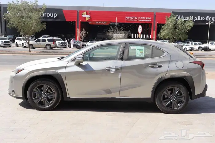 لكزس UX300H AH هايبرد بقسط 400 نظام الدفعتين 2024 عرض خاص 31