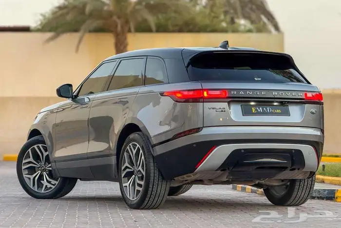 لاند روفر فيلار S 2020 رمادي سعودي 3