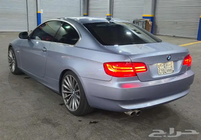 BMW 325i كوبية 2011 نظيفه جدا 2