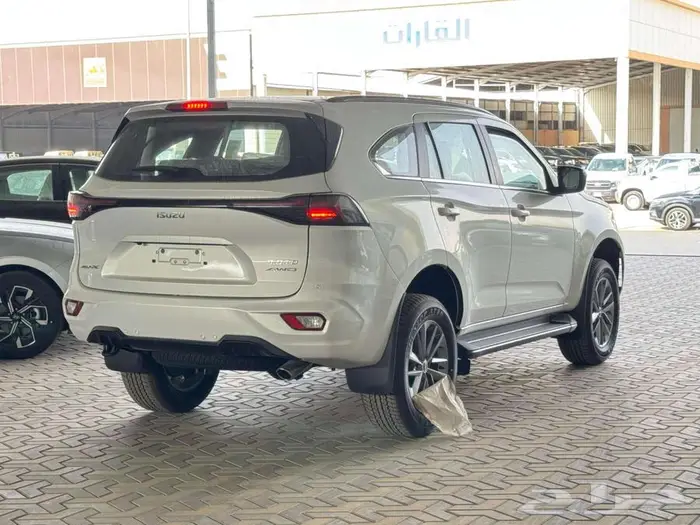جيب ايسوزو MUX فل كامل دبل2025كاش وأقساط عن طريق البنك 3