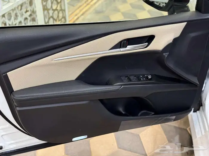 تويوتا كامري LE بنزين 2025 امتلك سيارة احلامك بقسط ميسر 12