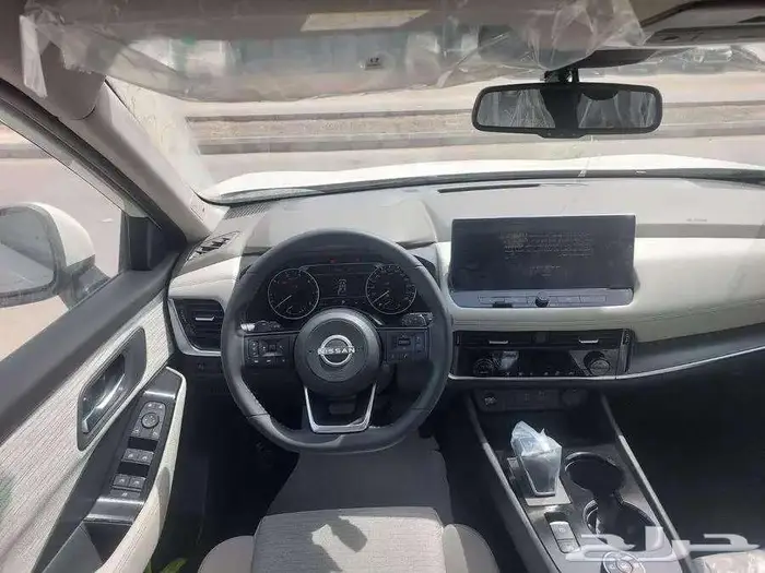 نيسان اكس تريل SV بلس موديل 2025 فتحه بانوراما 2