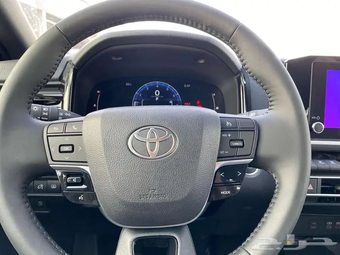 تويوتا كامري LEبنزين 2025كاش -اقساط 9