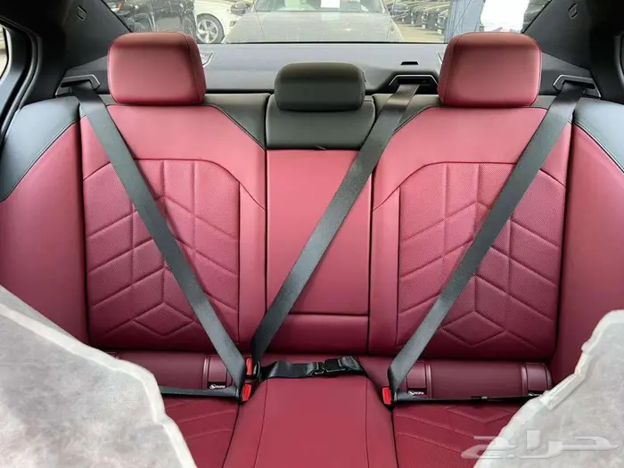 BMW 520i 2025 استلام فوري مع عروض مجانيه 15