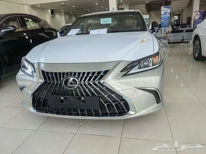 لكزس اي اس 300 0