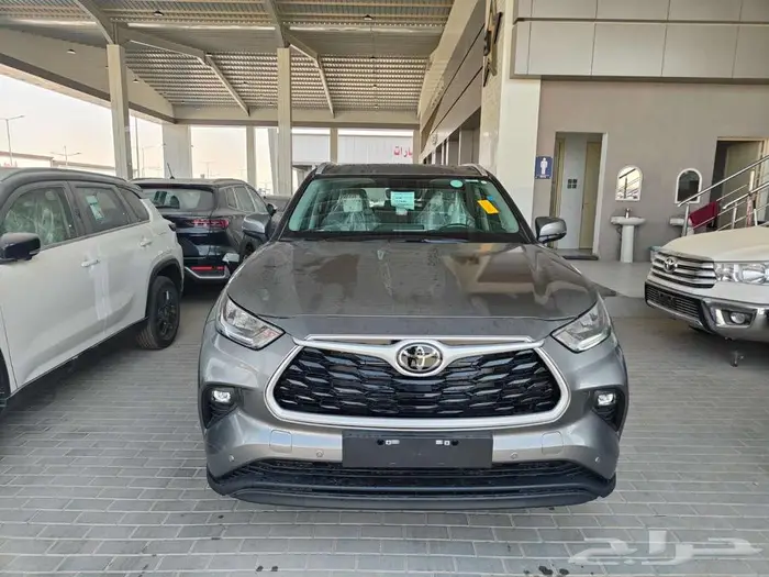 تويوتا هايلاندر GLE نص فل 2025 سعودي 0