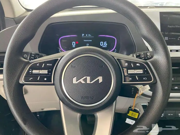 كيا كارنز ستاندر شاشة وكاميرا 2025 كاش وتقسيط 4