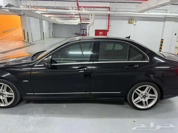Mercedes C200 2012 AMG Blue Efficiency 8