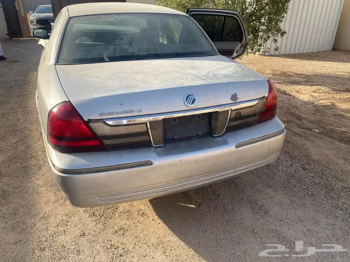 للبيع فورد ماركيز 2008 السوم 3500 الف 4
