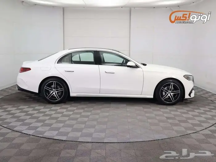 2025 مرسيدس E350 2