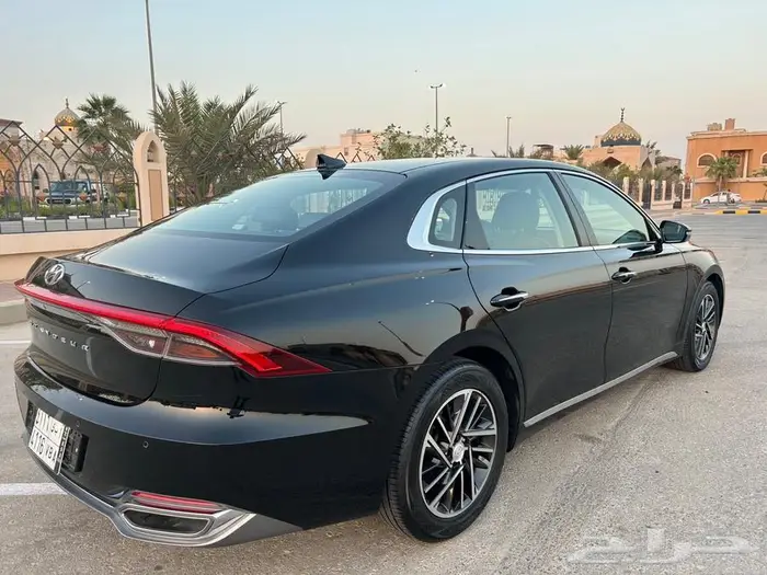 ازيرا وارد كوريا 2020 8