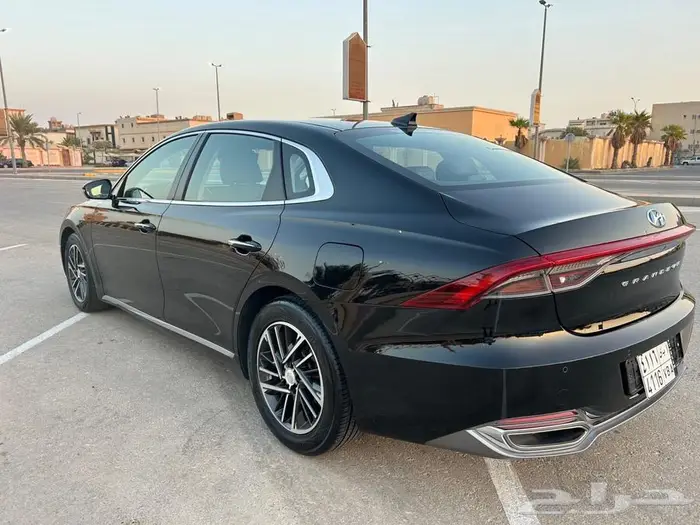 ازيرا وارد كوريا 2020 1