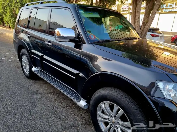 130k كم باجيرو 2016 GLX 3.8 9