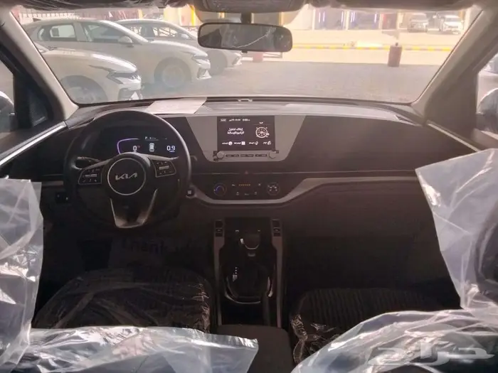 كيا كارنز نص فل 7 مقاعد موديل 25 كاش واقساط 11