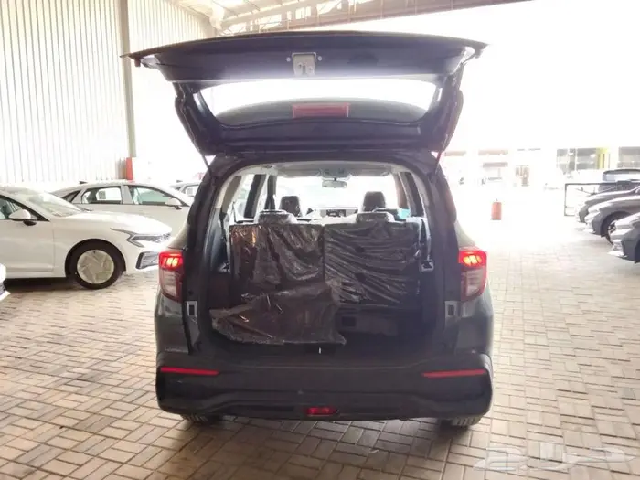 كيا كارنز نص فل 7 مقاعد موديل 25 كاش واقساط 10