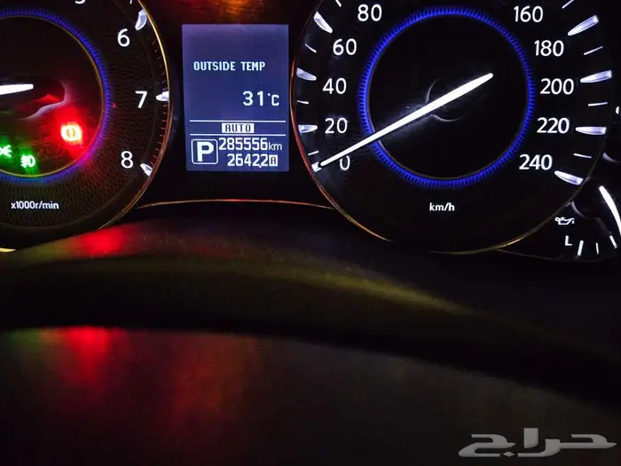 انفينتي QX80 2015 فل كامل بحالة الوكالة 3