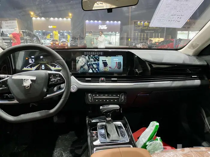 فاو FAW بسترن B70 2025 12