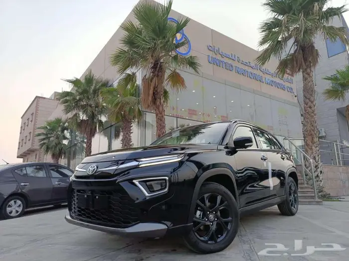 تويوتا اوربان كروزر فل كامل 2025 إسود 1