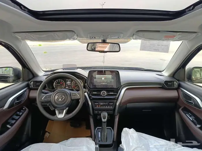 تويوتا اوربان كروزر فل كامل 2025 إسود 3