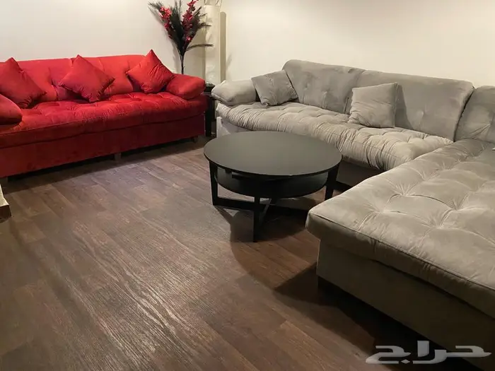 كنب للبيع( صوفا L  كنبة   طاولة تلفاز طاولة كهوة) 0