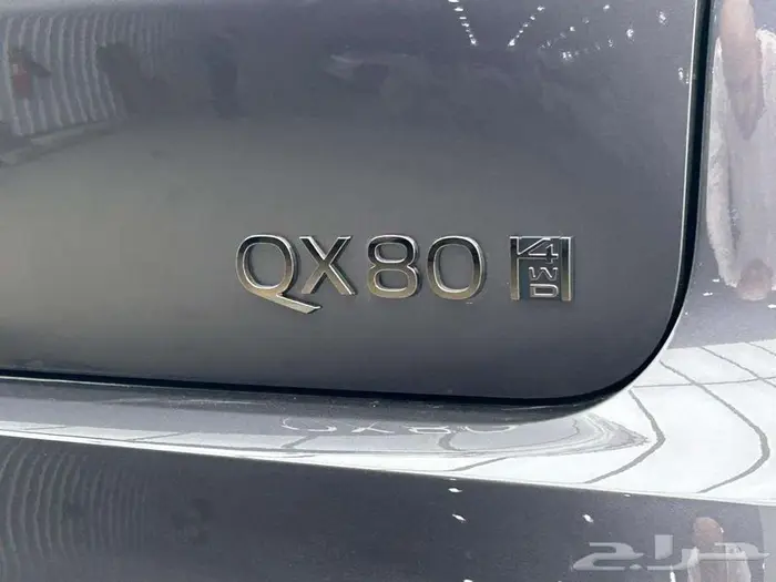 انفينتي QX80 اوتو جراف 2025 قيادة تجمع بين القوه والفخامه 27