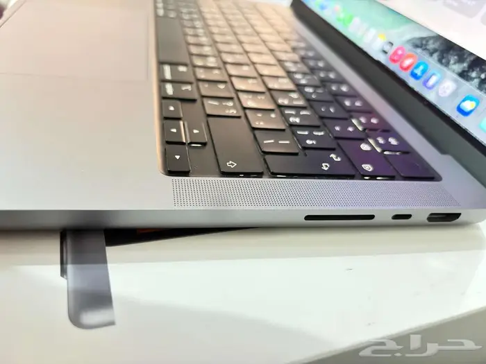 MacBook Pro 14  (2021) M1 Pro   16 GB RAM   512 GB SSD 0