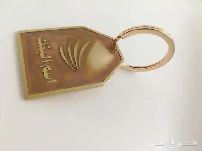 تصميم وتفصيل ميداليات بروشات استاندات تعليقات وهدايا فخمة 27