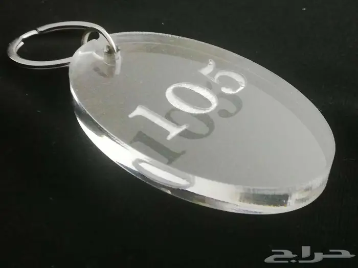 تصميم وتفصيل ميداليات بروشات استاندات تعليقات وهدايا فخمة 29