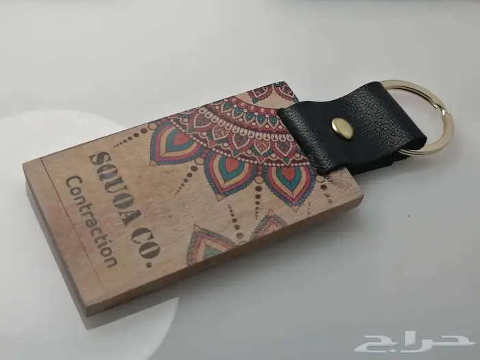 تصميم وتفصيل ميداليات بروشات استاندات تعليقات وهدايا فخمة 56