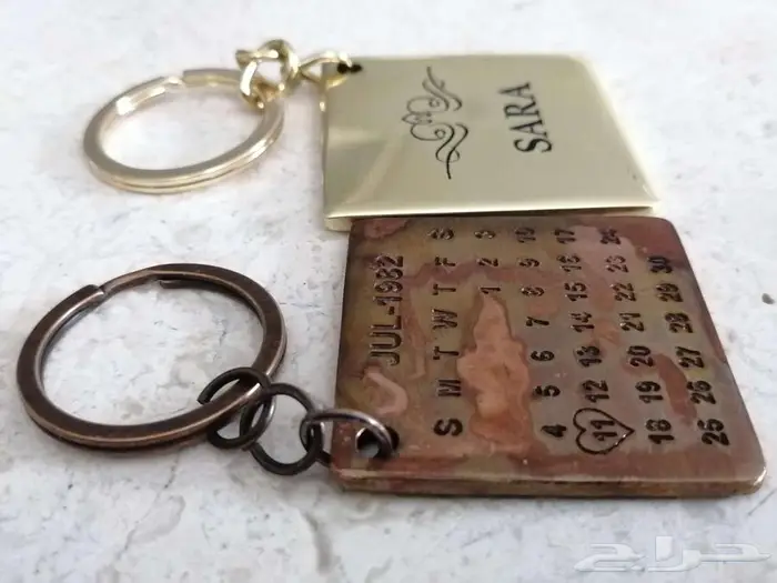 تصميم وتفصيل ميداليات بروشات استاندات تعليقات وهدايا فخمة 47