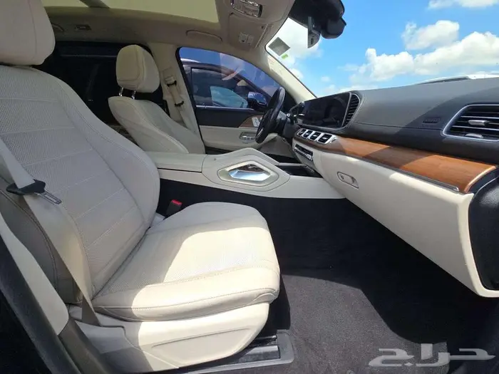 2022 Mercedes-Benz GLS 450 4MATIC 9