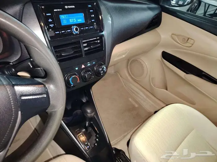 تويوتا يارس 2021 12