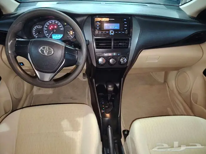 تويوتا يارس 2021 10