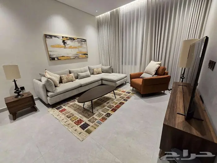 شقة فاخرة للإيجار حي السلامة 0